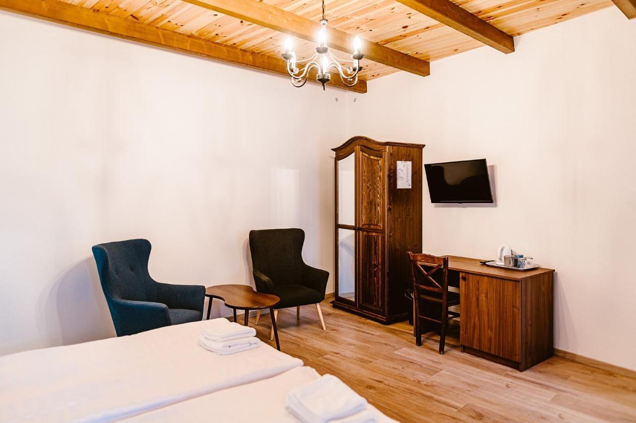 Sziklavendeghaz Aparthotel Veszprém Exteriör bild